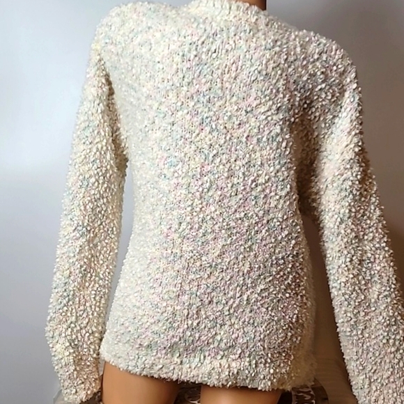 Willow & Wind Soft Boucle Sweater Light Blue, Light Pink & White - Picture 7 of 12